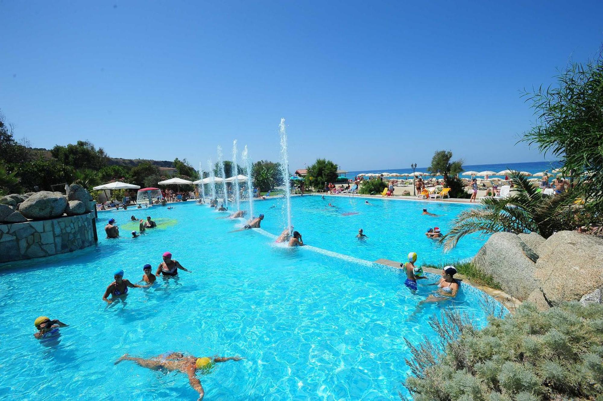 Solemare Club Village Capo Vaticano Exterior foto